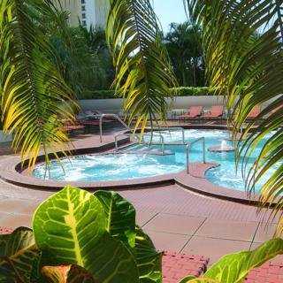 Aparthotel Doubletree By Hilton Grand Biscayne Bay