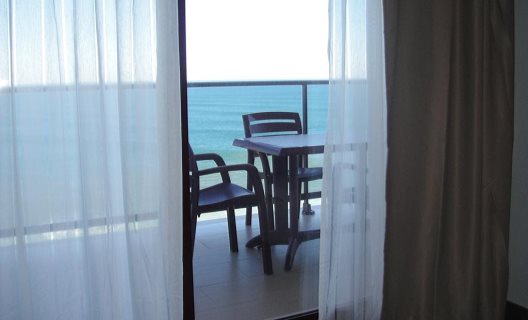 Aparthotel El Faro
