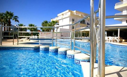Aparthotel El Lago