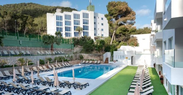 Aparthotel El Pinar