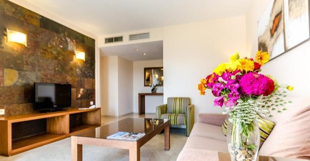 Aparthotel El Plantio Golf Resort