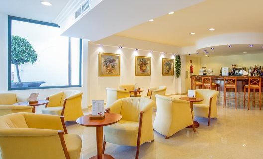 Aparthotel Es Sivinar