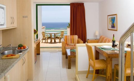 Aparthotel Esquinzo Y Monte Del Mar
