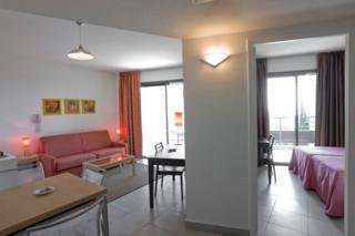 Aparthotel Eza Vista