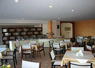 Aparthotel Faedra Beach