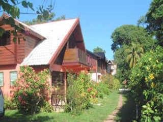 Aparthotel Firefly Beach Cottages