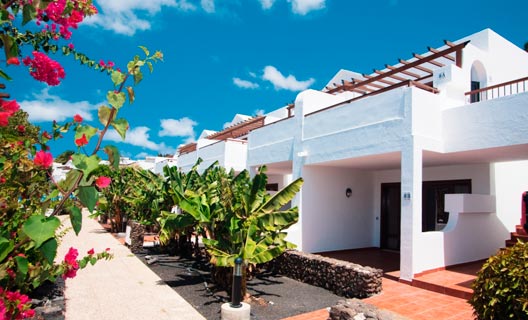 Aparthotel Flamingo Beach Resort