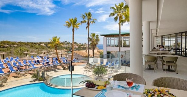 Aparthotel Flipflop Cala Mandia