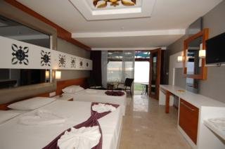 Aparthotel Flora Garden Beach Club