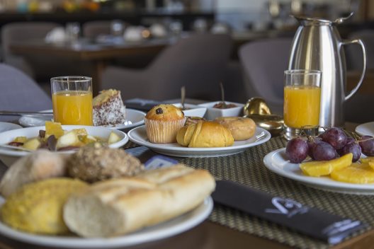 Aparthotel Flores Village & Spa