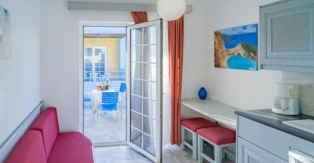 Aparthotel Futura