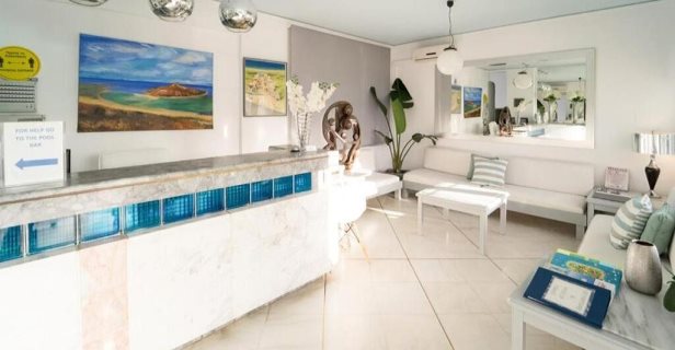 Aparthotel Futura