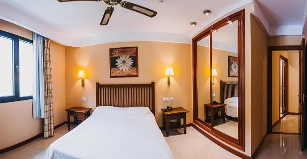 Aparthotel Galeon