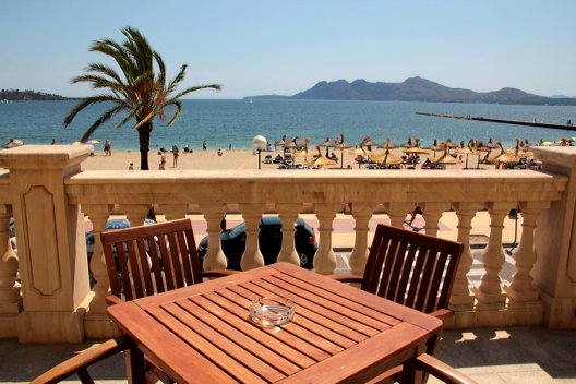 Aparthotel Galeon Suites