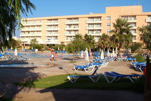 Aparthotel Garbi Cala Millor