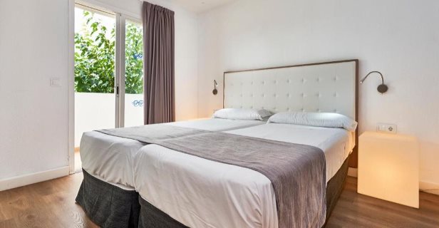 Aparthotel Globales Los Delfines