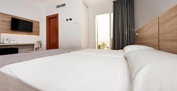 Aparthotel Globales Los Delfines
