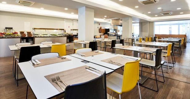 Aparthotel Globales Los Delfines
