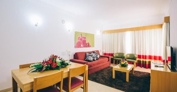 Aparthotel Grand Muthu Forte Do Vale