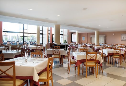 Aparthotel Grand Muthu Golf Plaza