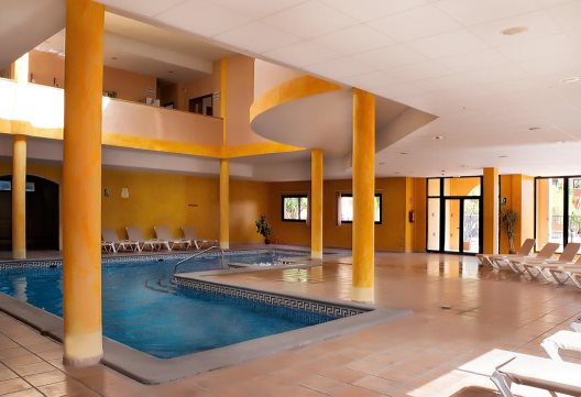 Aparthotel Grand Muthu Golf Plaza