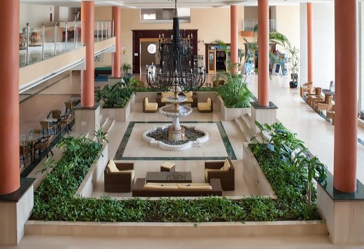 Aparthotel Grand Muthu Golf Plaza