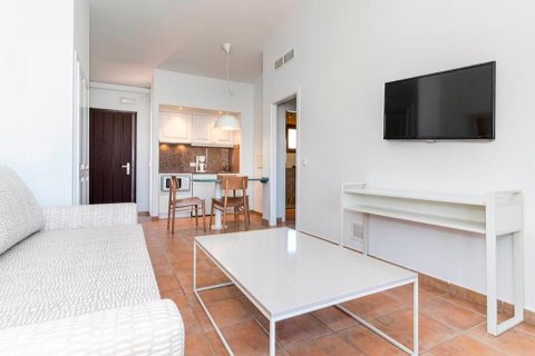 Aparthotel Hg Cala Llonga