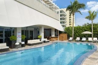 Aparthotel Hilton Bentley Miami Beach