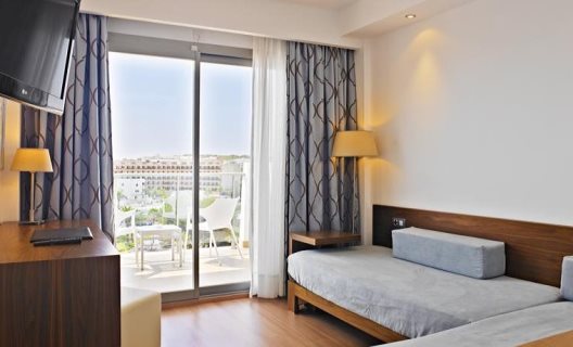 Aparthotel Hipotels Cala Millor Park