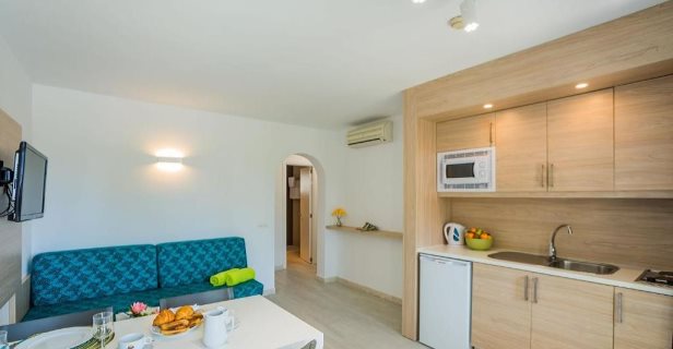 Aparthotel Holiday Center