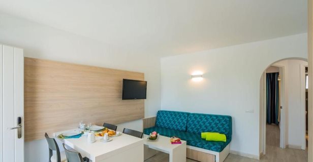 Aparthotel Holiday Center