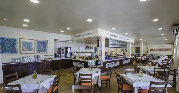 Aparthotel Holiday Center