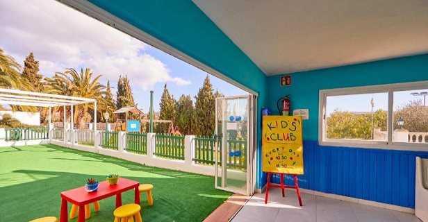Aparthotel Holiday Center