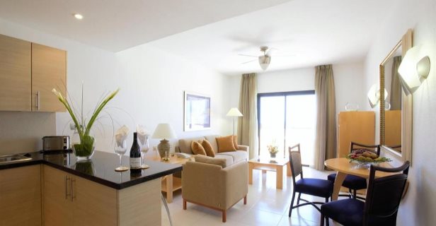 Aparthotel Hollywood Mirage Resort