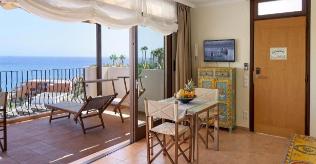 Aparthotel Idyll Suites Only Adults