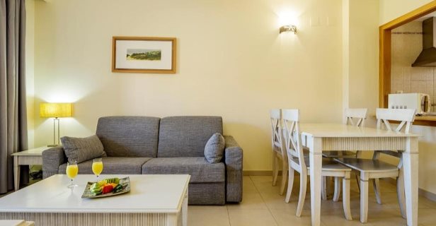 Aparthotel Ilunion Sancti Petri