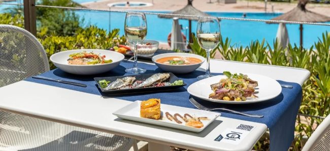 Aparthotel Ilunion Sancti Petri
