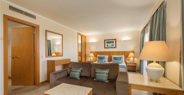 Aparthotel Interpass Solvau