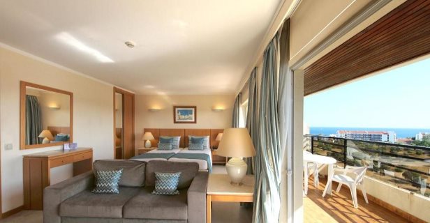 Aparthotel Interpass Solvau