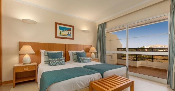 Aparthotel Interpass Vau