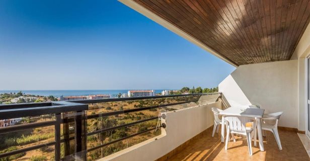 Aparthotel Interpass Vau