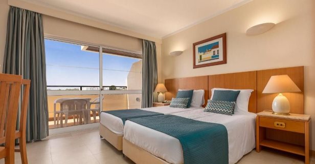 Aparthotel Interpass Vau