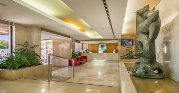 Aparthotel Interpass Vau