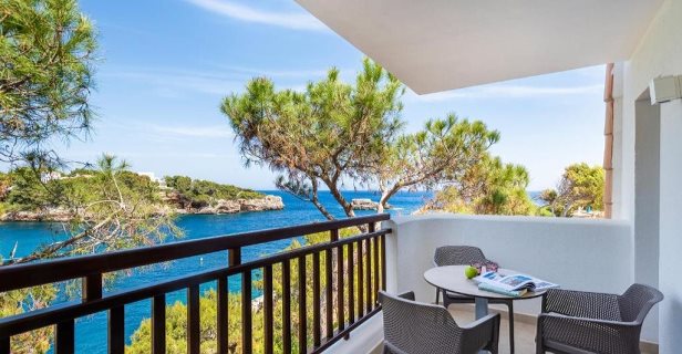 Aparthotel Inturhotel Cala Azul
