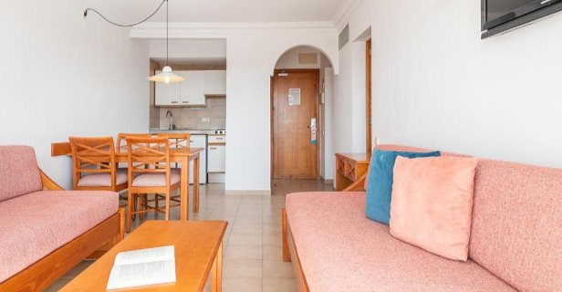 Aparthotel Inturhotel Cala Azul