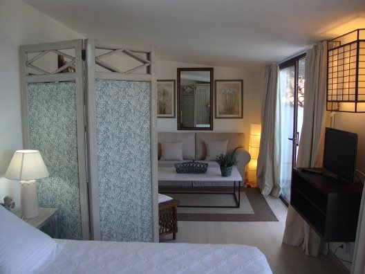 Aparthotel Isla Baja Suites