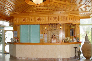 Aparthotel Karakas