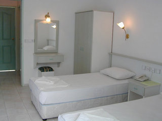 Aparthotel Karakas