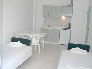 Aparthotel Karakas