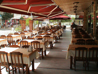 Aparthotel Karakas